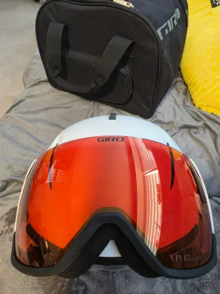 Casco Giro Aria + Gafas + Guantes + Bolsa