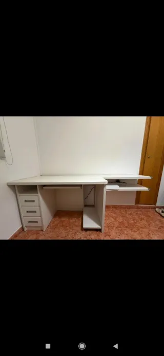 Escritorio blanco modular