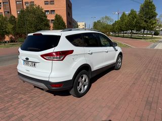 Ford Kuga 2.0 TDCI 120 CV 5 PUERTAS