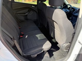 Ford Kuga 2.0 TDCI 120 CV 5 PUERTAS