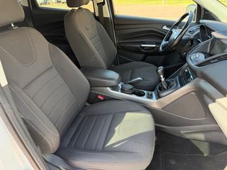 Ford Kuga 2.0 TDCI 120 CV 5 PUERTAS