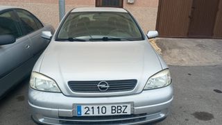 Opel Astra 2000