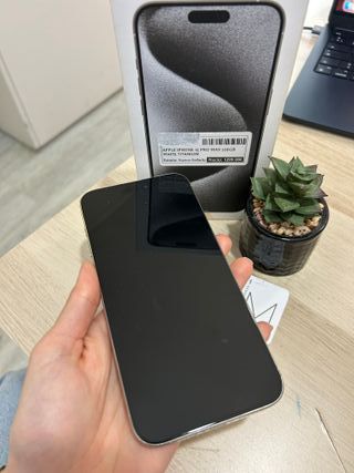 iPhone 15 Pro Max 256GB como nuevo