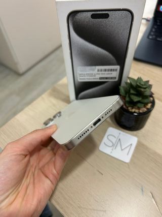 iPhone 15 Pro Max 256GB como nuevo