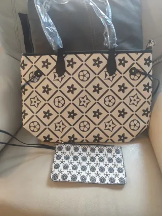 Bolso y monedero estampado