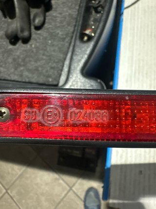Tercera Luz de Freno LED Roja