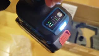 NUEVA! pistola de impacto 1200Nm 2 baterías 21V-3A