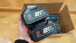 NUEVA! pistola de impacto 1200Nm 2 baterías 21V-3A