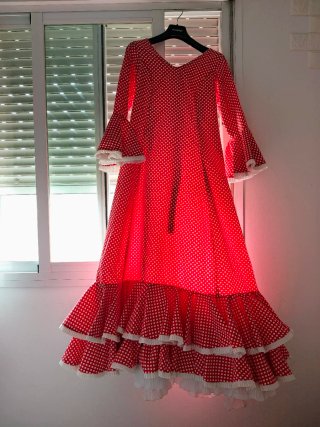 Traje de flamenca rojo y blanco talla 38
