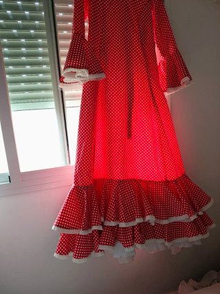 Traje de flamenca rojo y blanco talla 38