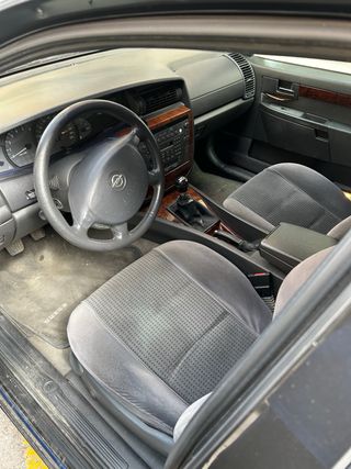 Opel Omega 2003
