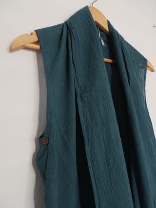 Kimono sin mangas azul petróleo