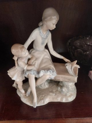 Muebles y objetos antiguos de casa.