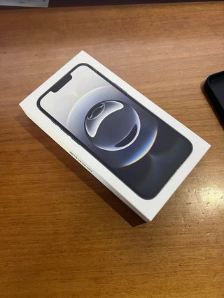 iPhone 16e Preto 256GB