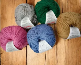 5 ovillos lana Merino Aran Katia