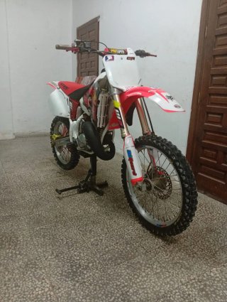Honda CR 125 Moto Cross