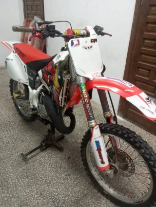 Honda CR 125 Moto Cross