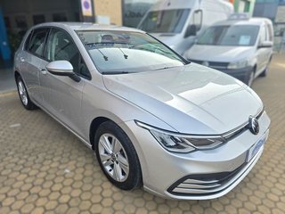 Volkswagen Golf Life 2.0 TDI 85 kW (115 CV) DSG 7 vel.