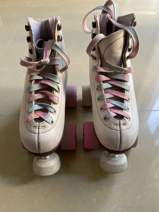 Patines Regina 4 ruedas patinaje artístico t 32