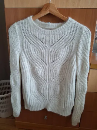 2 Jersey punto  color crudo y 1 bordado  con flor
