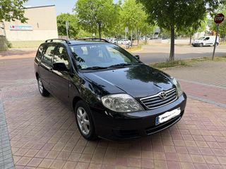 Toyota Corolla 1.4 D-4D 90cv Automatico