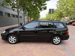 Toyota Corolla 1.4 D-4D 90cv Automatico