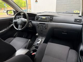 Toyota Corolla 1.4 D-4D 90cv Automatico