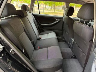 Toyota Corolla 1.4 D-4D 90cv Automatico