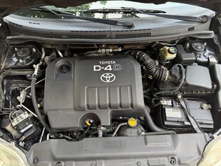 Toyota Corolla 1.4 D-4D 90cv Automatico