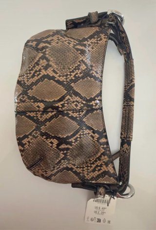 Bolso efecto piel de serpiente