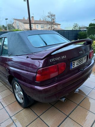 Ford Escort XR3i Cabriolet