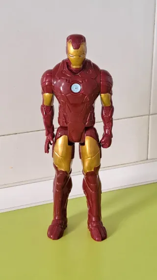 Figuras Marvel Titan Hero Series