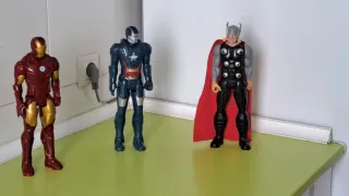 Figuras Marvel Titan Hero Series