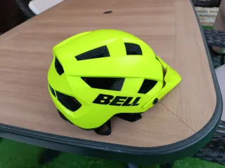 Casco Bell Spark 2   Amarillo flúor