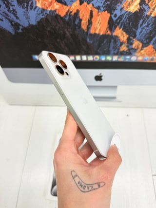 IPHONE 15 PRO MAX 256gb como nuevo