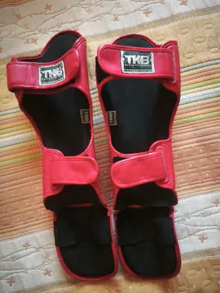 Tibiales Top King Muay Thai Kickboxing Rojos