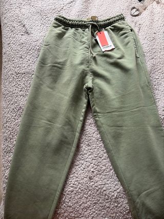 Pantalón de chándal verde Pull&Bear