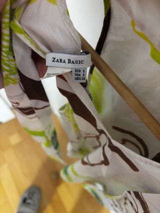 Blusa sin mangas floral