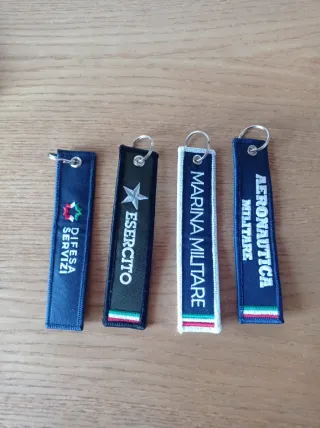 4 portachiavi tessuto Aeronautica Marina Esercito
