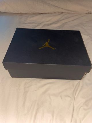 Jordan Air 1 Mid Azul y Blanco