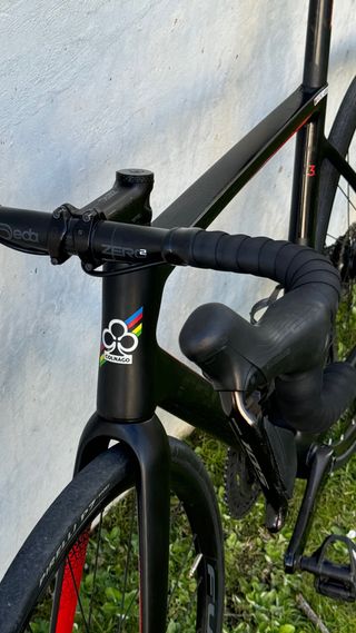 Bicicleta Colnago V3 2024 Di2 12v