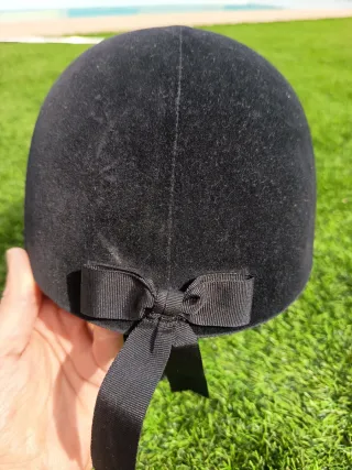 Equipación montar a caballo: Casco, Chaleco y Bota