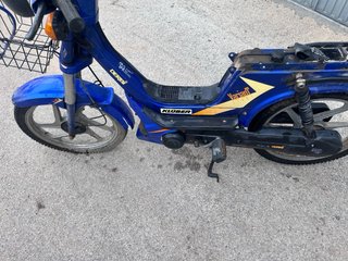 Derbi Variant Start Azul y Amarillo