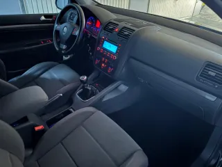 Volkswagen Golf 2006