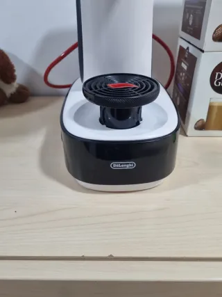 Cafetera Dolce Gusto DeLonghi