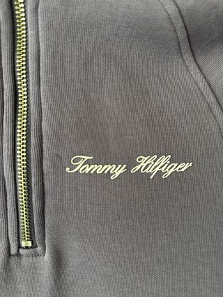 Tommy Hilfiger quarter zip sweatshirt (Size M)