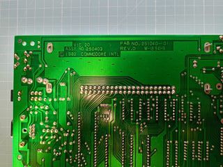 COMMODORE VIC20 TEST BOARD DIP SOCKET HOLE FULL OK