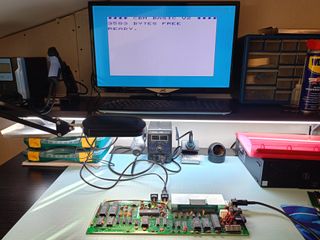 COMMODORE VIC20 TEST BOARD DIP SOCKET HOLE FULL OK