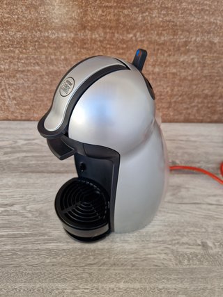 Cafetera Dolce Gusto Plata