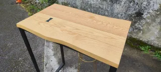 Mesa alta de roble y 2 taburetes madera